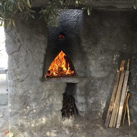 The Old Stove House * לאונידיון